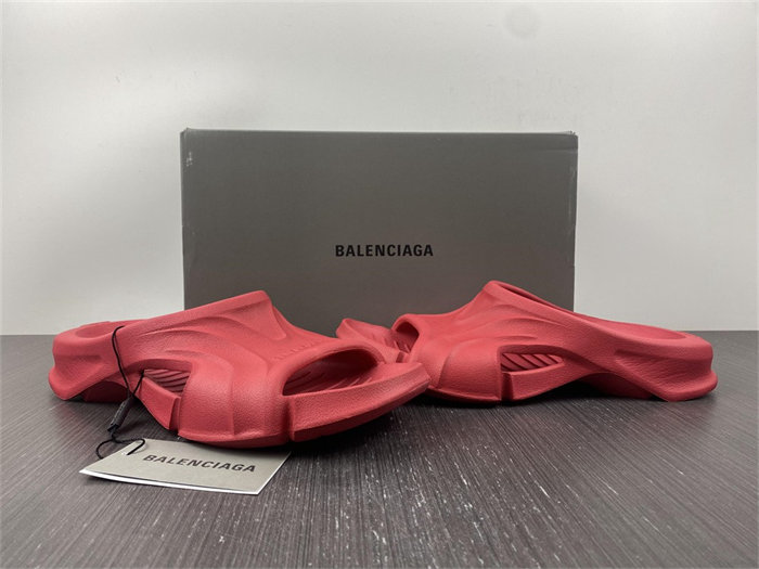 BLCG SLIPPERS