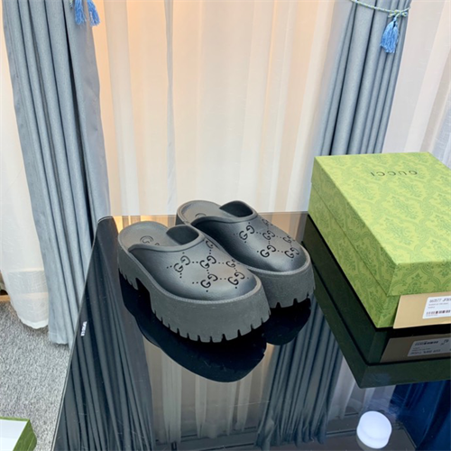 Gocci Slipper