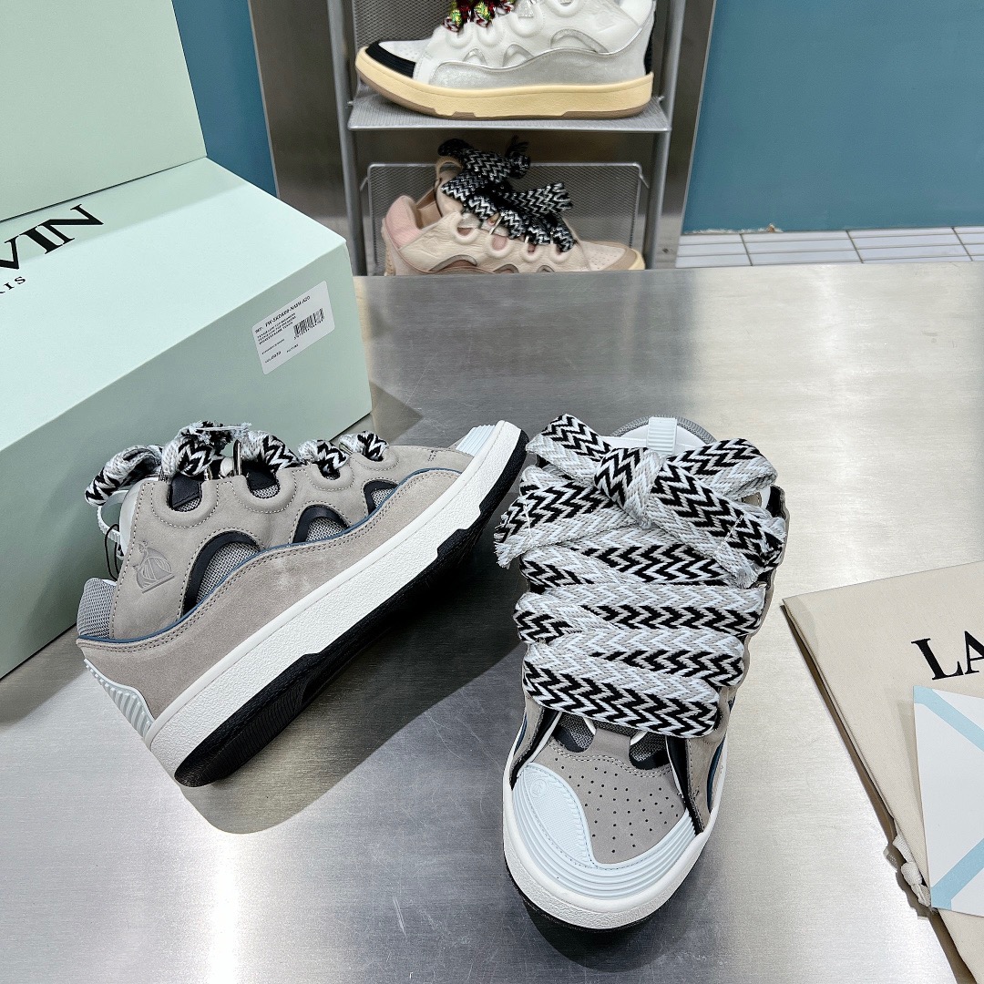 Lanvon Curb Sneaker 22