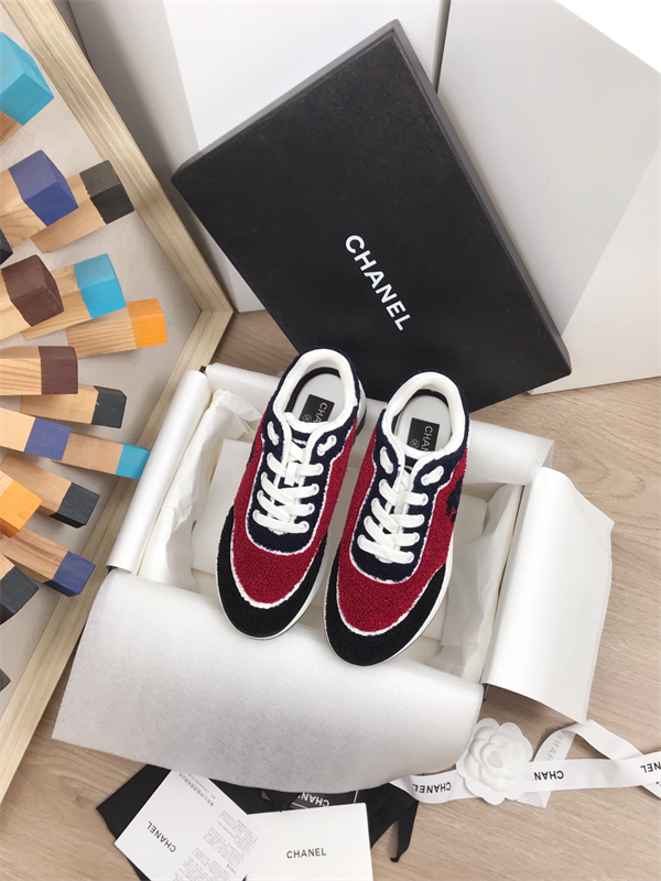 Chanal Sneakers