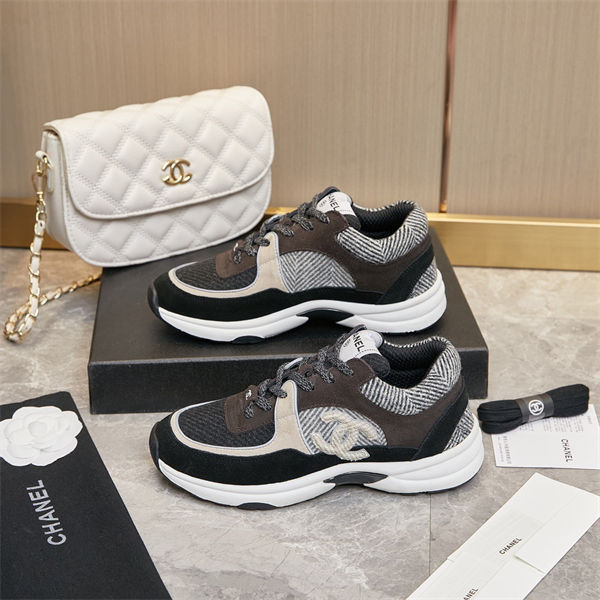 Chanal Sneakers