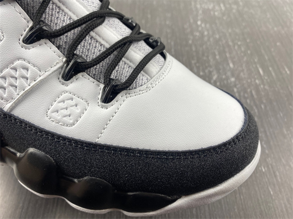 Air Jordan 9 “University Blue