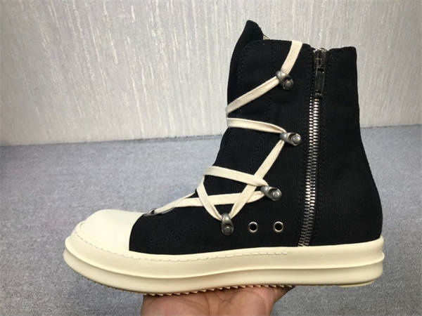 RI*K OWENS SNEAKERS
