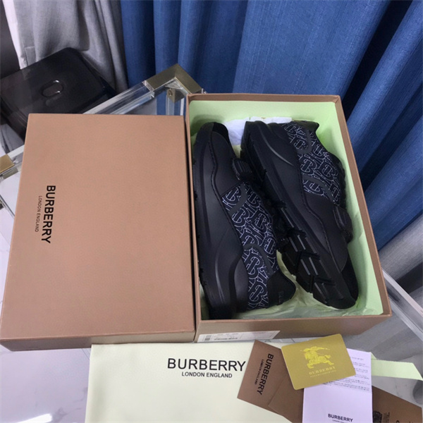 bvrberry MJ004200