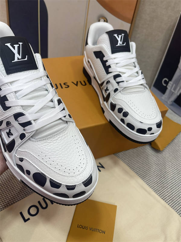 LV089