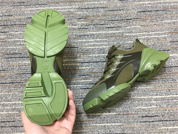 DR Sneakers