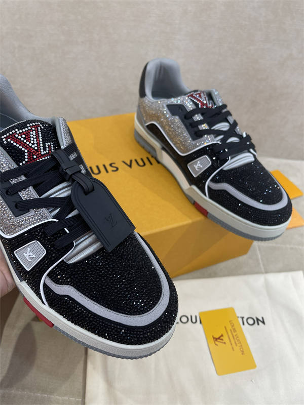 LV141