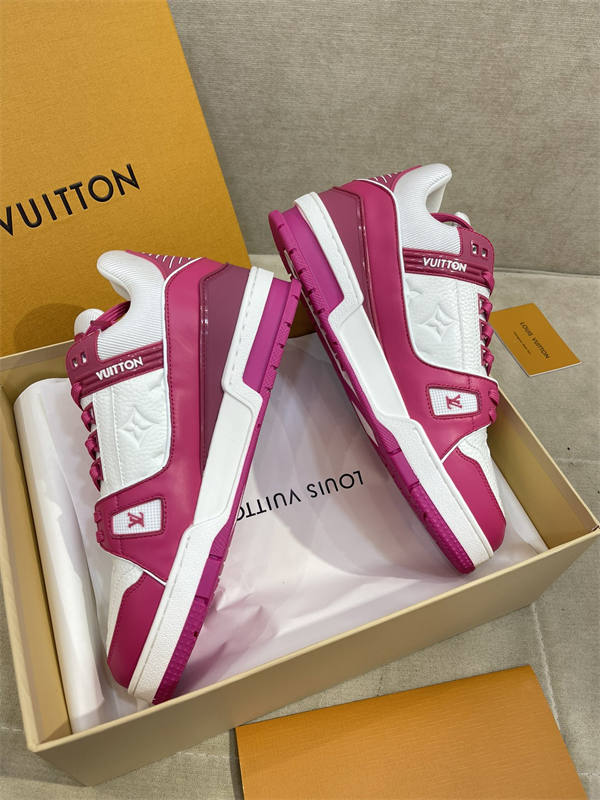 LV153