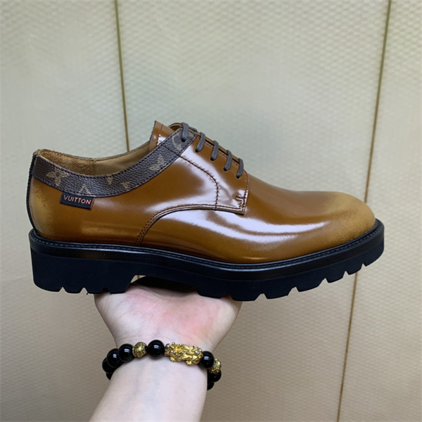 Lv Loafer 008