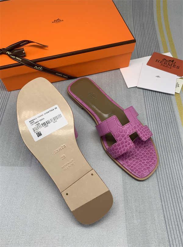 H Slipper