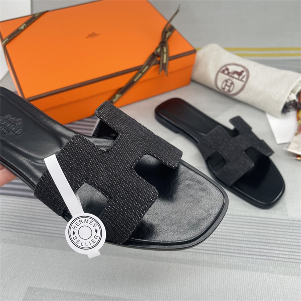 H Slipper