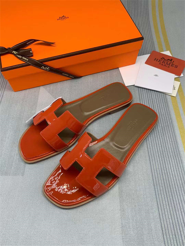 H Slipper