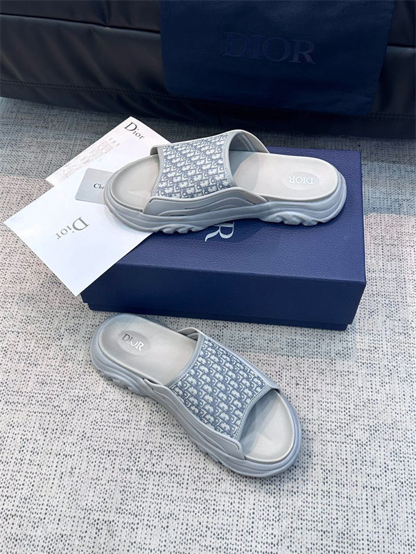 Dr Slipper