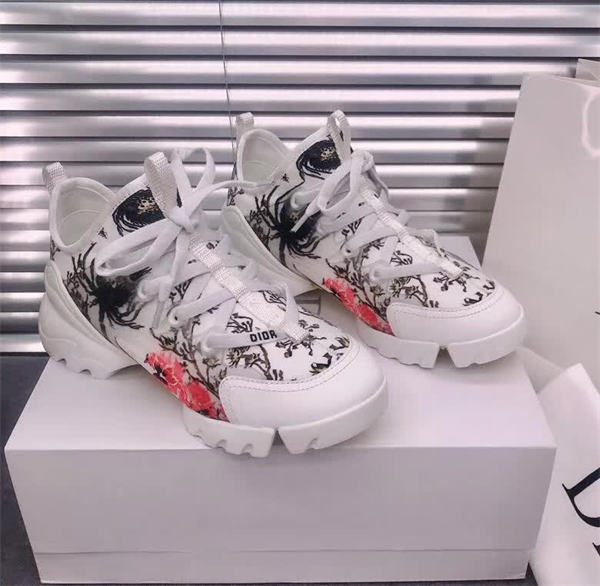 Dr Sneaker