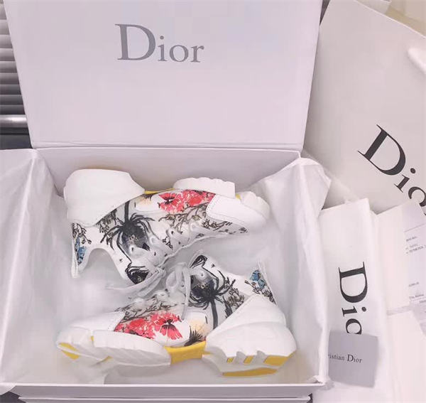 Dr Sneaker