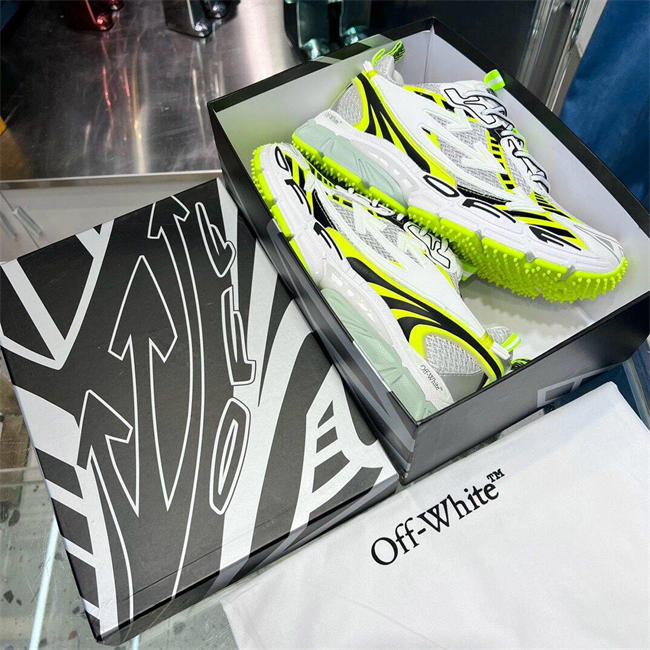 OFF-WHITE Be Right Back