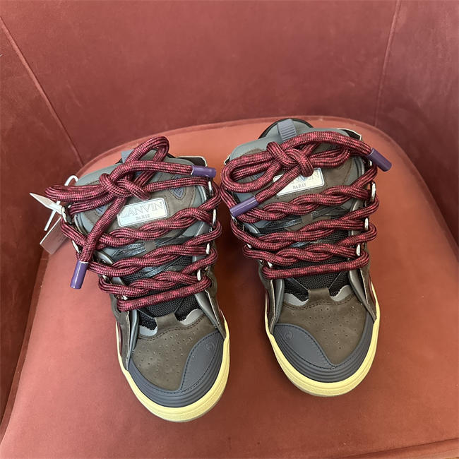 Lanvon Curb Sneaker 84