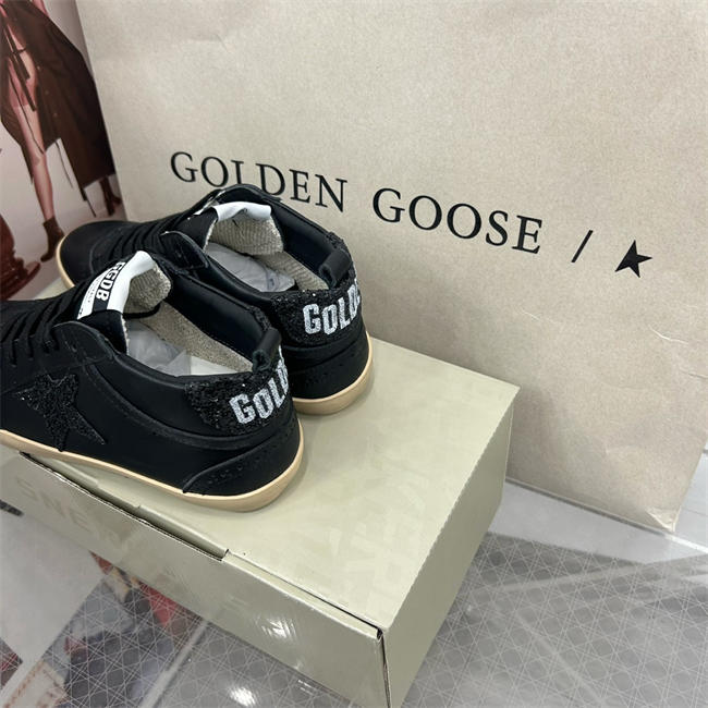G01den G003e Sneaker