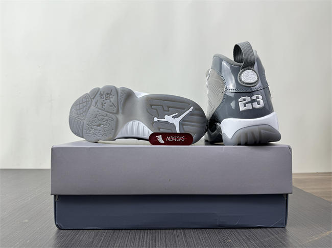 Air Jordan 9 Retro