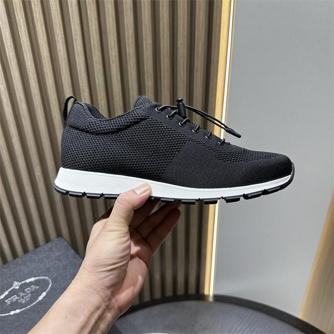 Pra*a Sneaker
