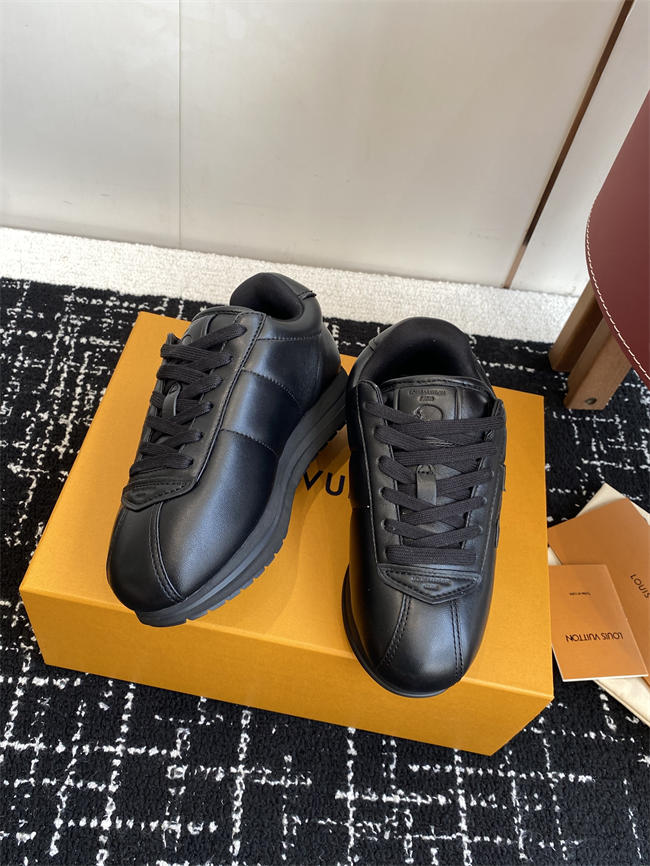 Lv Sneaker