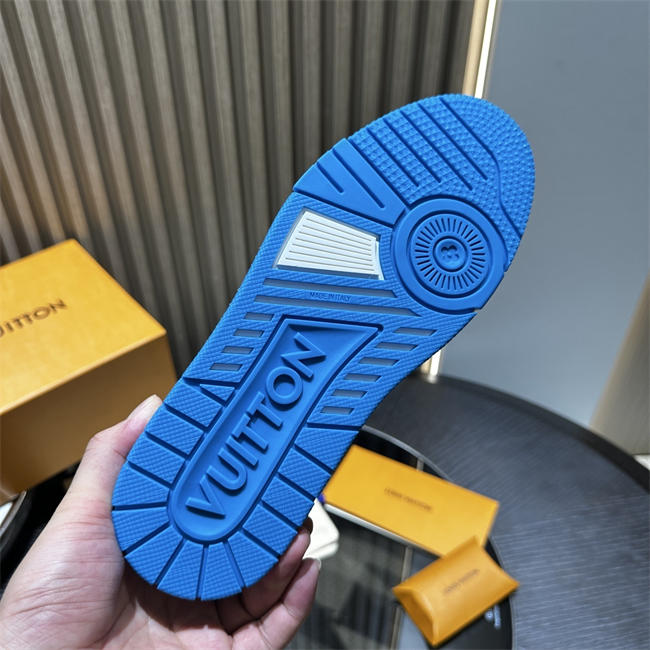Lv Sneaker