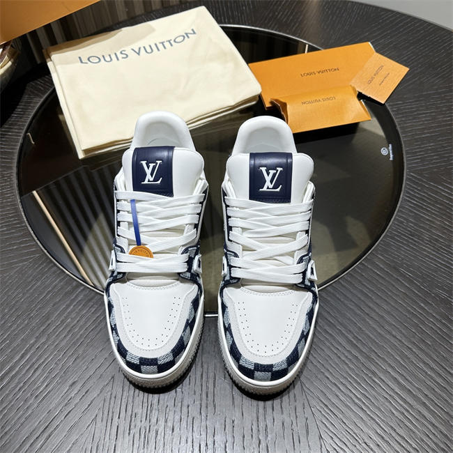 Lv Sneaker