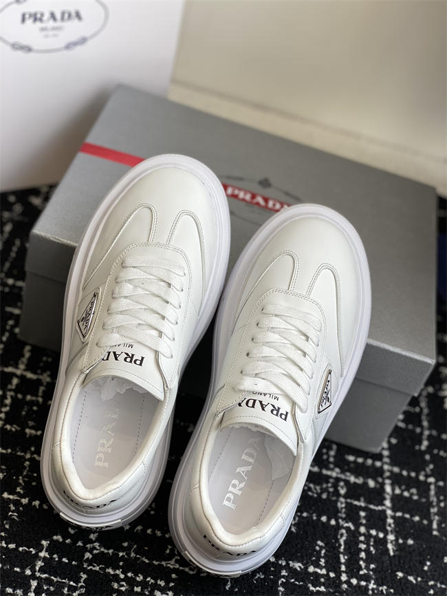 Pra*a Sneaker