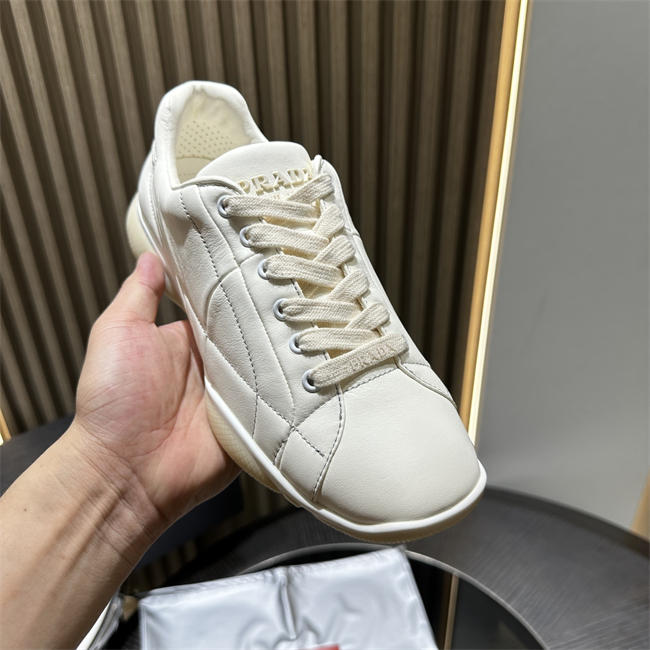 Pra*a Sneaker