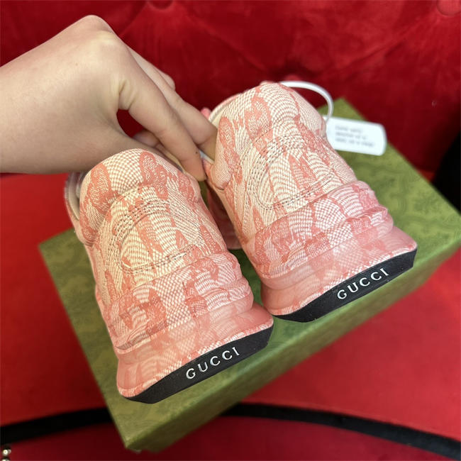 Gvc*1 Sneaker