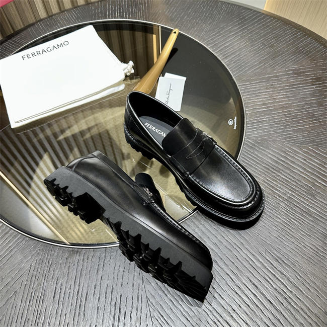 Ferragamo Loafer