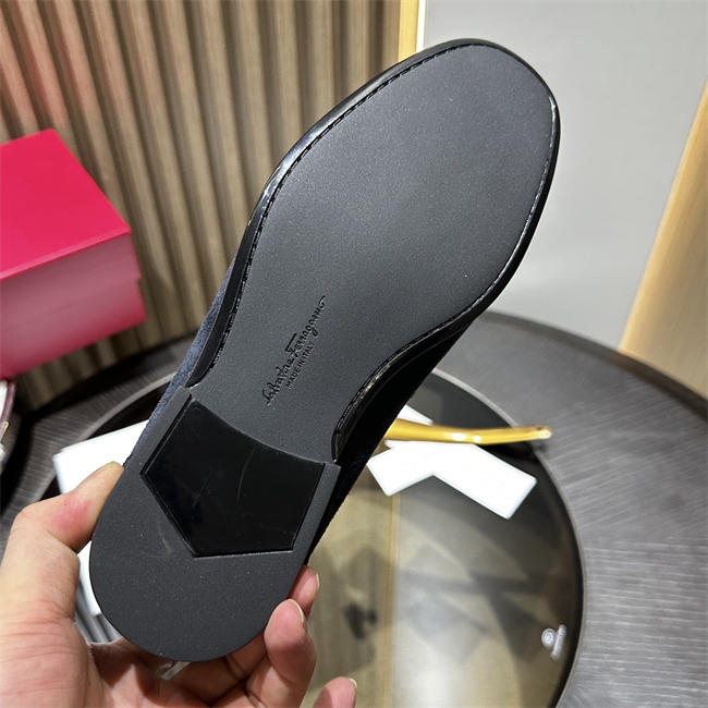 Ferragamo Loafer