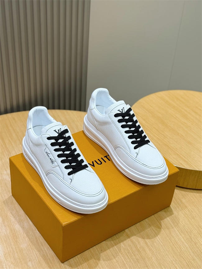 Lv Sneaker
