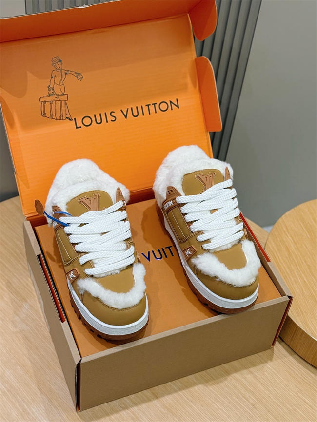 LV Trainer Maxi Sneaker