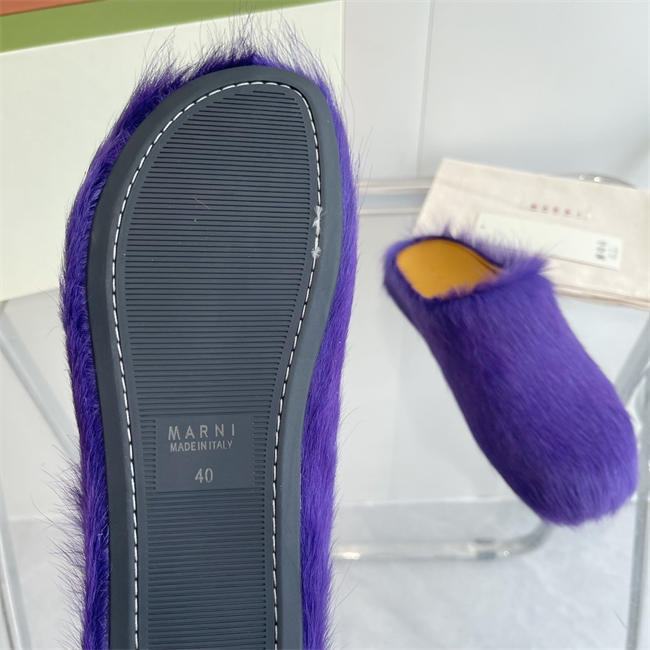 Ma*n1 Slipper