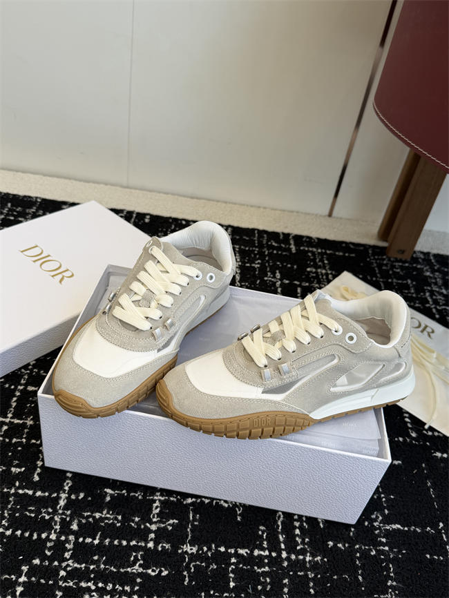 D10r Tech Sneaker