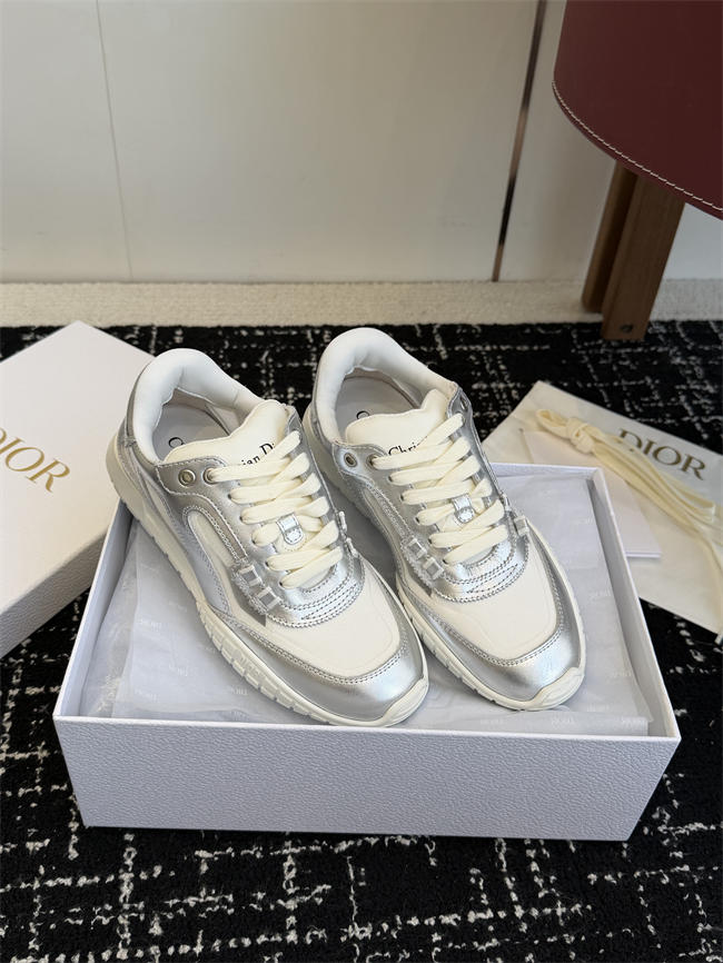 D10r Tech Sneaker