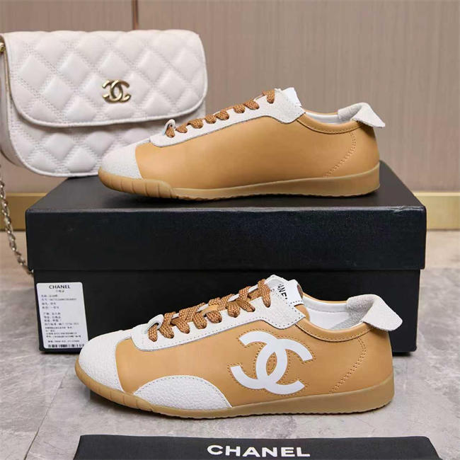 Chanal Sneakers