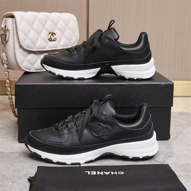 Chanal Sneakers