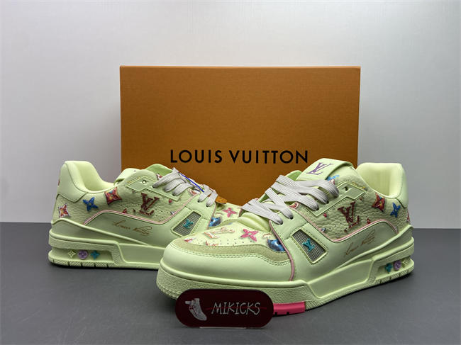 Lv Trainer Sneaker