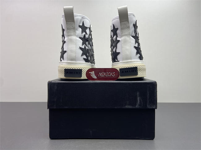 AMIR1 SNEAKERS