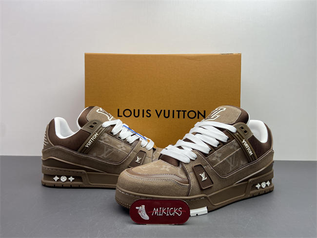 LV Trainer Sneaker