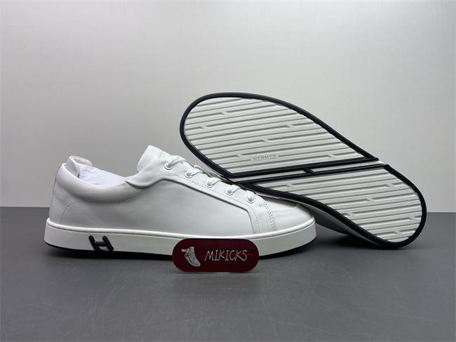 HER MES Sneaker