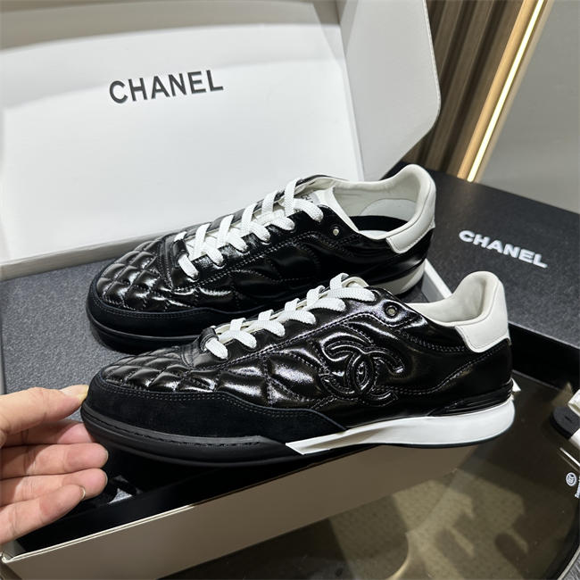 Chanal Sneakers