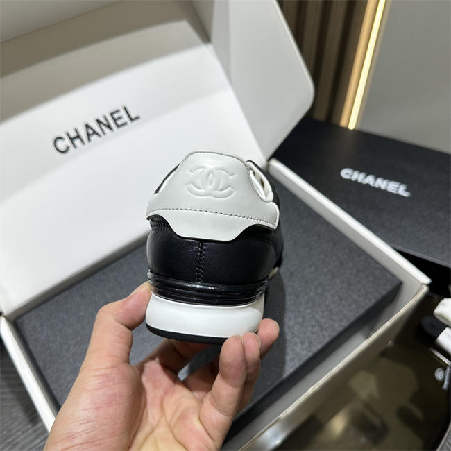 Chanal Sneakers