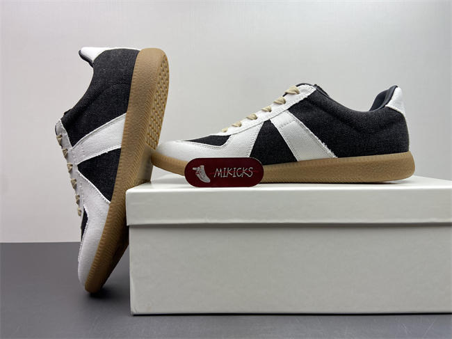 Ma1s0n Marg*e1a Sneaker 111