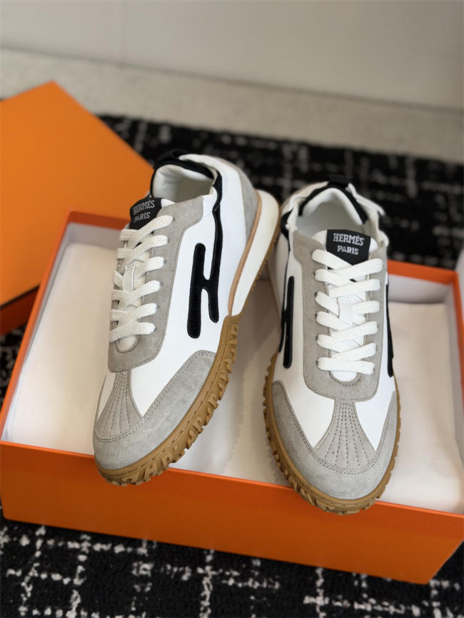 HER MES Sneaker