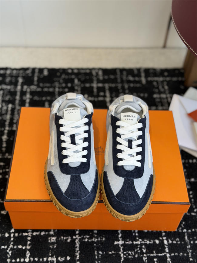 HER MES Sneaker