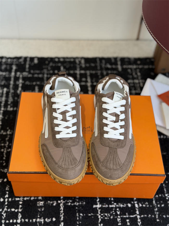 HER MES Sneaker