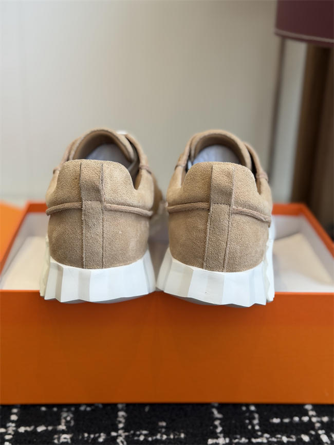 HER MES Sneaker